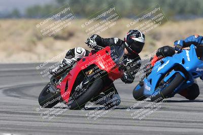 media/Oct-13-2025-Moto Forza (Mon) [[a66d839500]]/3-B Group/Session 3 (Turn 16)/